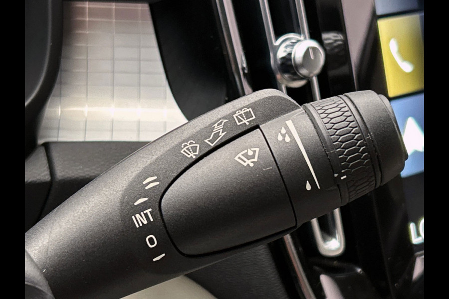 Volvo XC40 1.5 T5 Recharge Inscription 262 PK | Leder | Camera | Carplay | Elek. Kofferklep |
