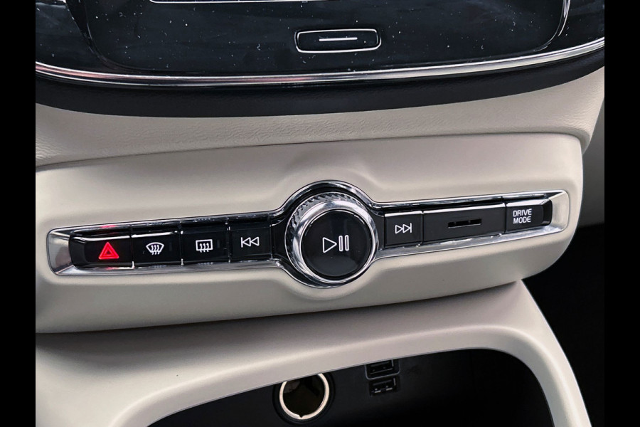 Volvo XC40 1.5 T5 Recharge Inscription 262 PK | Leder | Camera | Carplay | Elek. Kofferklep |