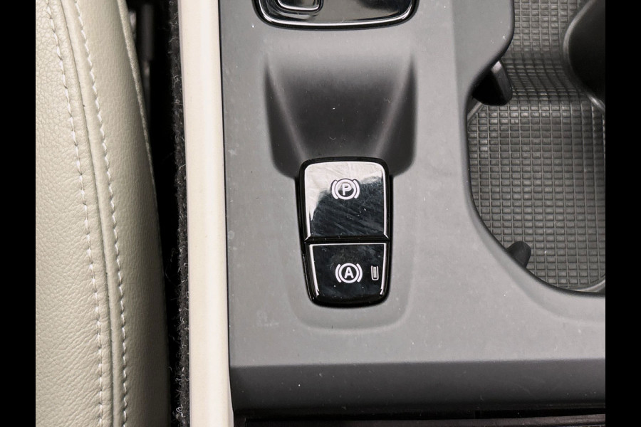 Volvo XC40 1.5 T5 Recharge Inscription 262 PK | Leder | Camera | Carplay | Elek. Kofferklep |