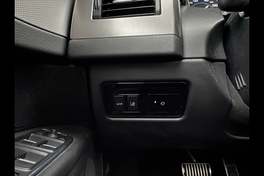 Jaguar XF 2.0d Prestige *AUT | LEATHER | XENON | SPORTSEATS | CAMERA | PRIVACY-GLASS | SHIFTPADDLES | NAVI-FULLMAP | ECC | PDC | CRUISE | 19''ALU*