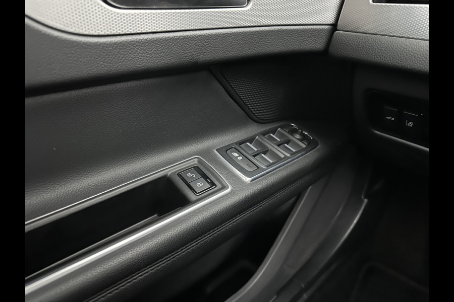 Jaguar XF 2.0d Prestige *AUT | LEATHER | XENON | SPORTSEATS | CAMERA | PRIVACY-GLASS | SHIFTPADDLES | NAVI-FULLMAP | ECC | PDC | CRUISE | 19''ALU*