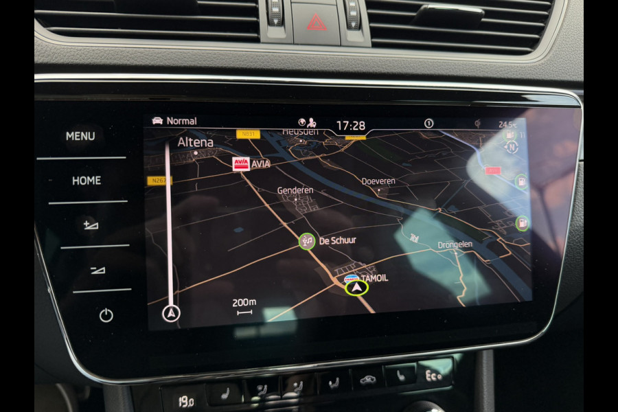 Škoda Superb Combi 1.4 TSI iV Sportline Business | Elek. Trekhaak | Memory | Sfeerverlichting | Carplay | Navi |