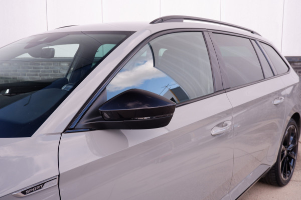 Škoda Superb Combi 1.4 TSI iV Sportline Business | Elek. Trekhaak | Memory | Sfeerverlichting | Carplay | Navi |
