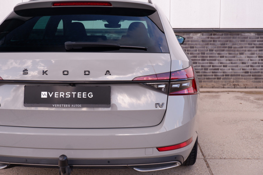 Škoda Superb Combi 1.4 TSI iV Sportline Business | Elek. Trekhaak | Memory | Sfeerverlichting | Carplay | Navi |