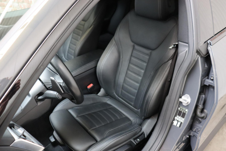 BMW 4 Serie Gran Coupé 420i High Executive M Sport Pakket Automaat / Widescreen Display / Adaptieve Cruise Control / Leder / 19 Inch / Head-Up Display / Shadow Line / Hifi / Stoelverwarming / Extra Getint Glas / Achteruitrijcamera