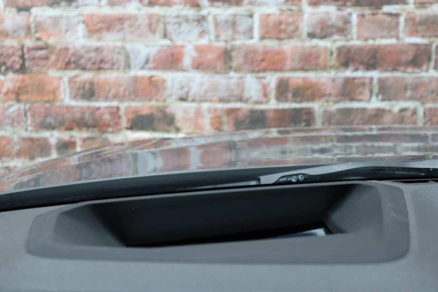 BMW 4 Serie Gran Coupé 420i High Executive M Sport Pakket Automaat / Widescreen Display / Adaptieve Cruise Control / Leder / 19 Inch / Head-Up Display / Shadow Line / Hifi / Stoelverwarming / Extra Getint Glas / Achteruitrijcamera