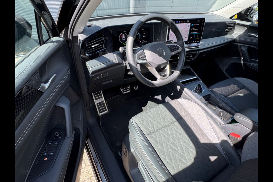 Volkswagen Tiguan 1.5 eTSI 'Goal' * TREKHAAK * 360Gr camera * Sideassistent * Navigatiesysteem *