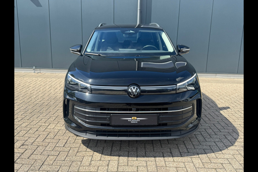 Volkswagen Tiguan 1.5 eTSI 'Goal' * TREKHAAK * 360Gr camera * Sideassistent * Navigatiesysteem *