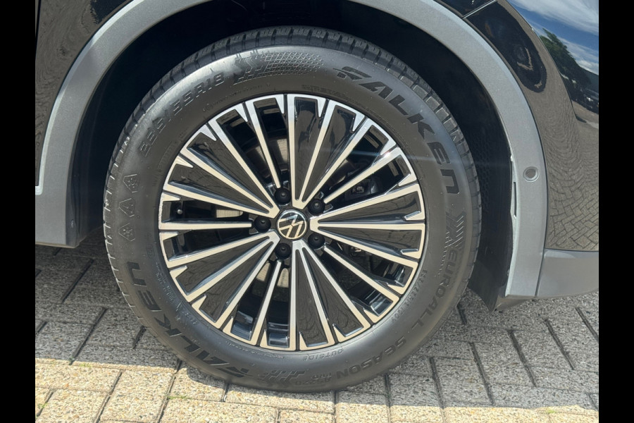 Volkswagen Tiguan 1.5 eTSI 'Goal' * TREKHAAK * 360Gr camera * Sideassistent * Navigatiesysteem *