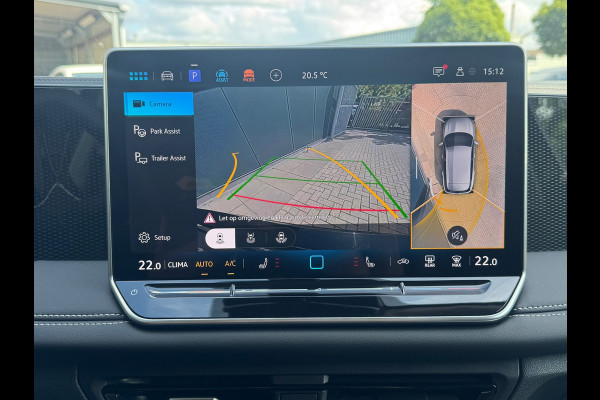 Volkswagen Tiguan 1.5 eTSI 'Goal' * TREKHAAK * 360Gr camera * Sideassistent * Navigatiesysteem *