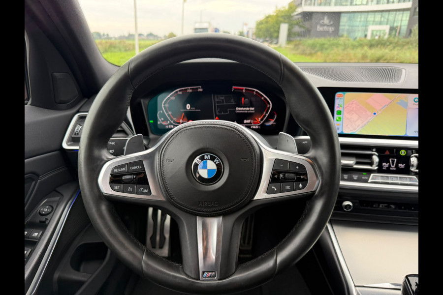BMW 3-serie 320i High Executive / M Sport / Leder / 20inch M-Performance / 256PK Mosselman