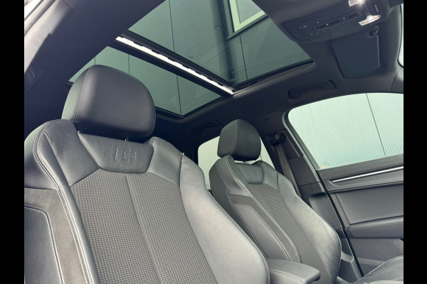 Audi Q3 35 TFSI S Line Edition * Panoramadak * Trekhaak * Stoelverwarming * Parkeercamera *