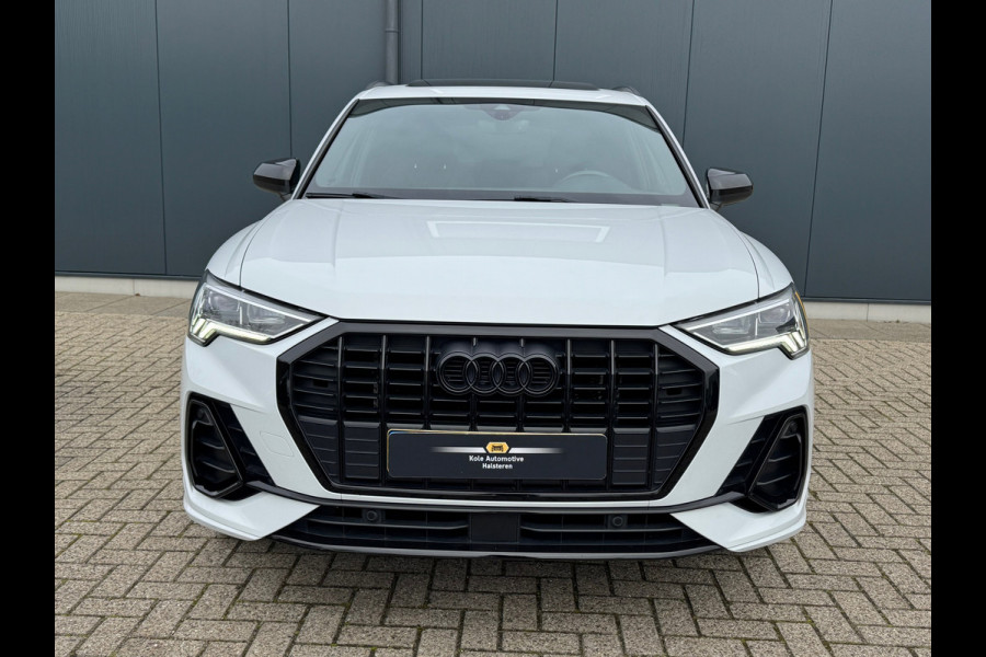 Audi Q3 35 TFSI S Line Edition * Panoramadak * Trekhaak * Stoelverwarming * Parkeercamera *