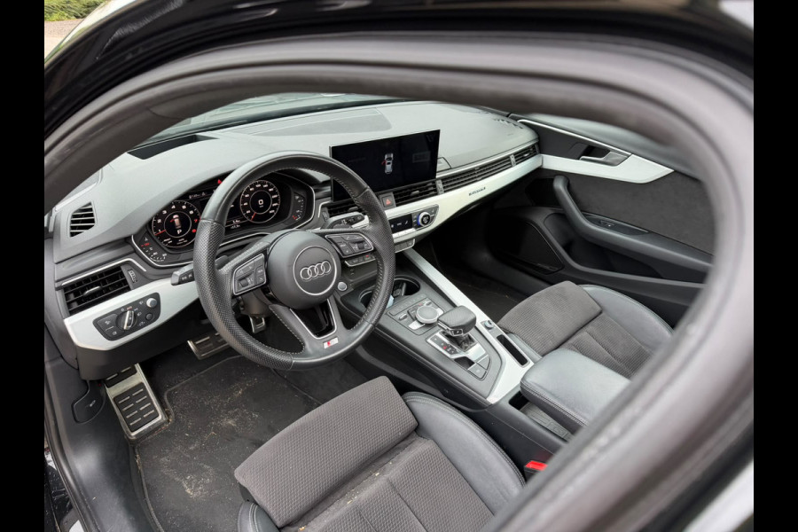Audi A4 Avant 45 TFSI quattro Sport S line black edition S-Line | Panoramadak | Bang & Olufsen | Standkachel | Head-Up Display | Apple Carplay | Keyless | Trekhaak | LED | Cruise Control | Navigatie | Camera