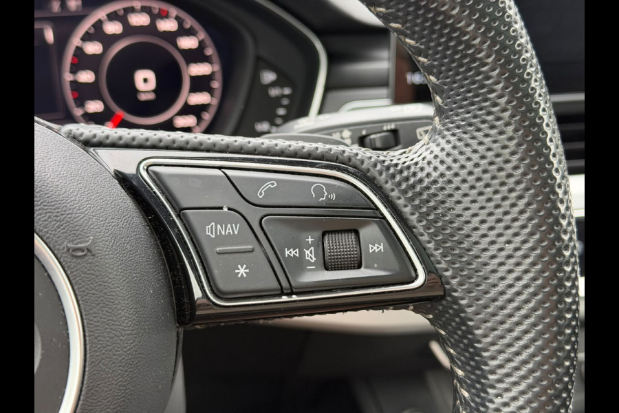 Audi A4 Avant 45 TFSI quattro Sport S line black edition S-Line | Panoramadak | Bang & Olufsen | Standkachel | Head-Up Display | Apple Carplay | Keyless | Trekhaak | LED | Cruise Control | Navigatie | Camera