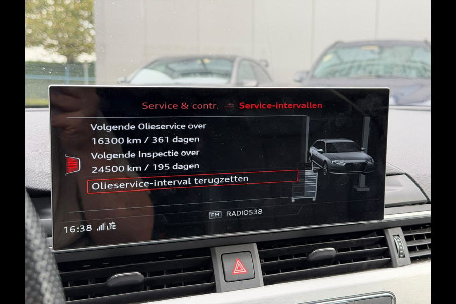 Audi A4 Avant 45 TFSI quattro Sport S line black edition S-Line | Panoramadak | Bang & Olufsen | Standkachel | Head-Up Display | Apple Carplay | Keyless | Trekhaak | LED | Cruise Control | Navigatie | Camera