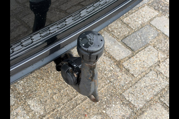 Audi A4 Avant 45 TFSI quattro Sport S line black edition S-Line | Panoramadak | Bang & Olufsen | Standkachel | Head-Up Display | Apple Carplay | Keyless | Trekhaak | LED | Cruise Control | Navigatie | Camera