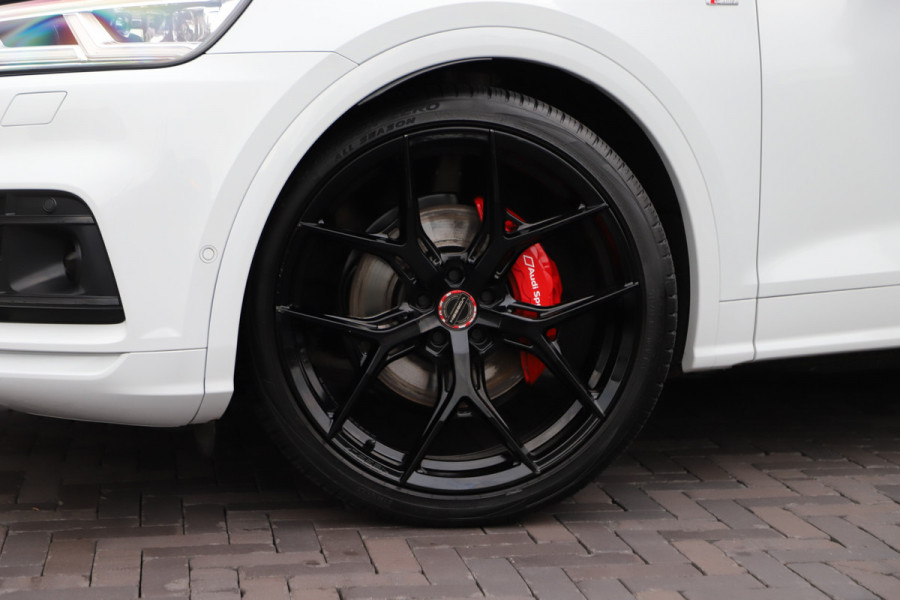 Audi Q5 55 TFSI e quattro Competition | 367PK | Luchtvering | Keyless-go | Pano | Sfeerverlichting | Acc | Virtual-cockpit | Standkachel