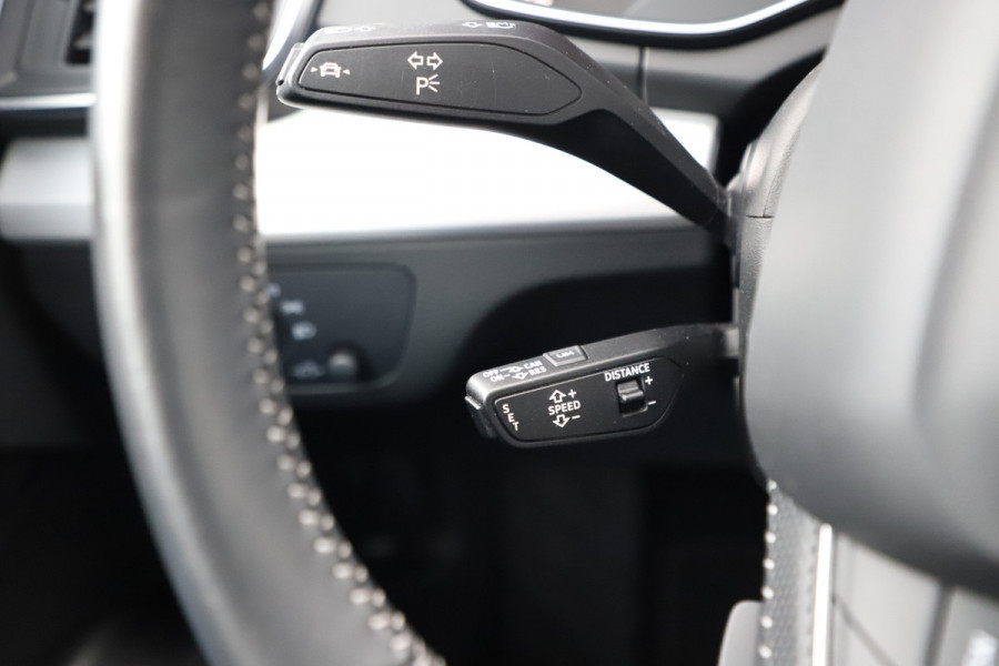 Audi Q5 55 TFSI e quattro Competition | 367PK | Luchtvering | Keyless-go | Pano | Sfeerverlichting | Acc | Virtual-cockpit | Standkachel