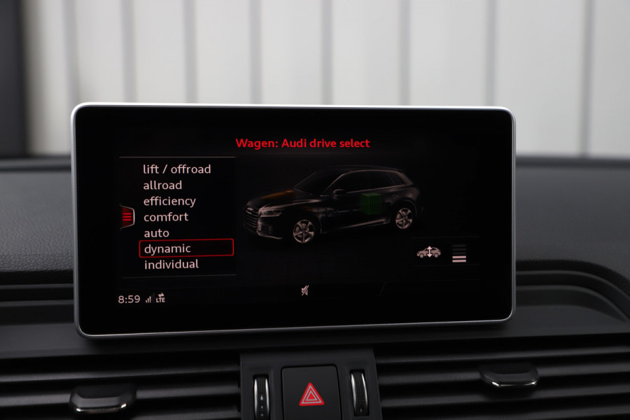 Audi Q5 55 TFSI e quattro Competition | 367PK | Luchtvering | Keyless-go | Pano | Sfeerverlichting | Acc | Virtual-cockpit | Standkachel