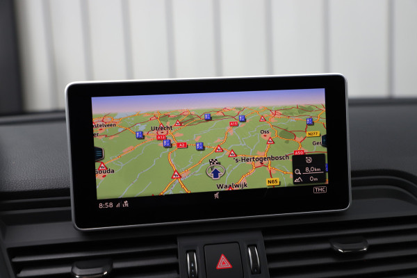 Audi Q5 55 TFSI e quattro Competition | 367PK | Luchtvering | Keyless-go | Pano | Sfeerverlichting | Acc | Virtual-cockpit | Standkachel