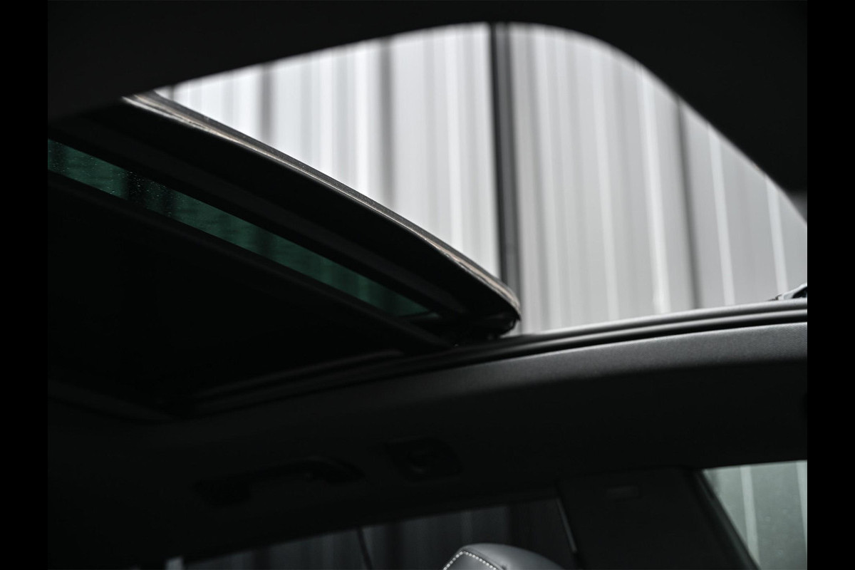 Audi Q8 55 TFSI e quattro Pro Line Plus | Panoramadak | Night Vision | B&O | HUD | 360 Camera | Adaptive Cruise | Luchtvering | Stoelverwarming V+A | Ambiance Verlichting | Trekhaak |