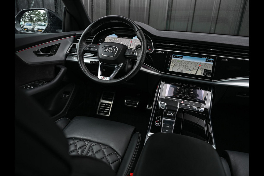 Audi Q8 55 TFSI e quattro Pro Line Plus | Panoramadak | Night Vision | B&O | HUD | 360 Camera | Adaptive Cruise | Luchtvering | Stoelverwarming V+A | Ambiance Verlichting | Trekhaak |
