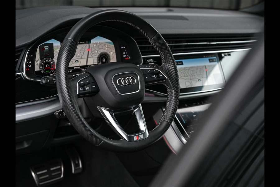 Audi Q8 55 TFSI e quattro Pro Line Plus | Panoramadak | Night Vision | B&O | HUD | 360 Camera | Adaptive Cruise | Luchtvering | Stoelverwarming V+A | Ambiance Verlichting | Trekhaak |