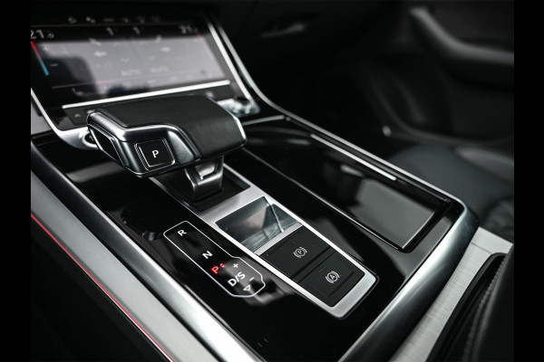 Audi Q8 55 TFSI e quattro Pro Line Plus | Panoramadak | Night Vision | B&O | HUD | 360 Camera | Adaptive Cruise | Luchtvering | Stoelverwarming V+A | Ambiance Verlichting | Trekhaak |