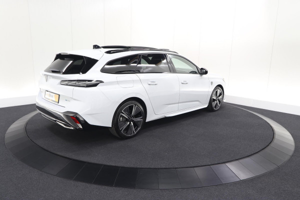 Peugeot 308 SW 1.6 Plug-in Hybrid 180 GT | Panoramadak | Premium Focal Audio | Adaptieve Cruise Control | Elektrische Kofferklep