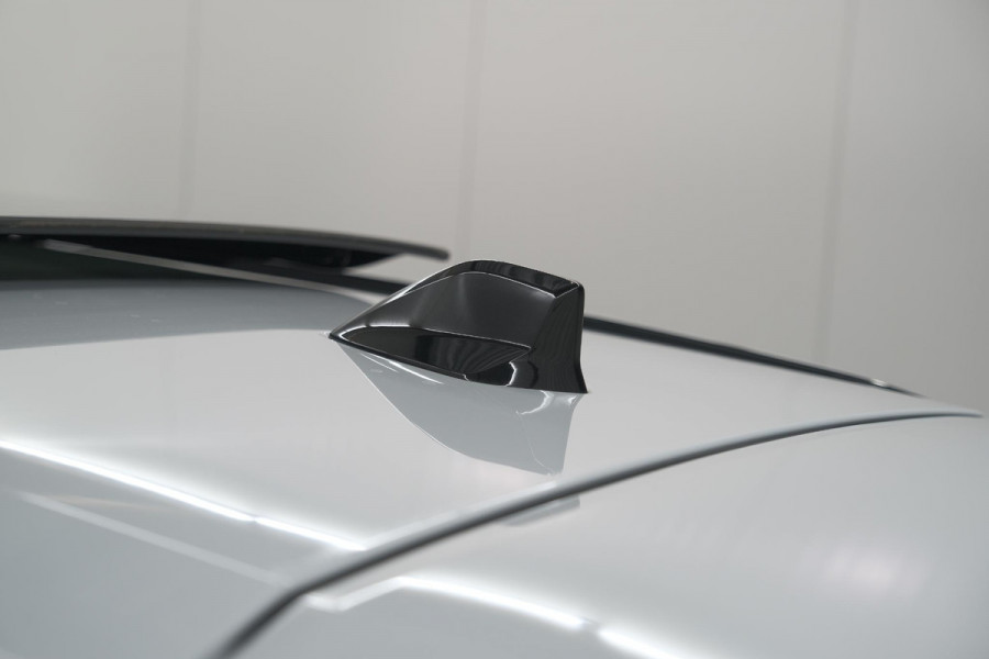 Peugeot 308 SW 1.6 Plug-in Hybrid 180 GT | Panoramadak | Premium Focal Audio | Adaptieve Cruise Control | Elektrische Kofferklep