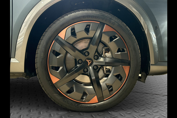 CUPRA Formentor 1.4 e-Hybrid|Memory|Kuipstoelen|19''|Matt|Camera|Stoelverwarming