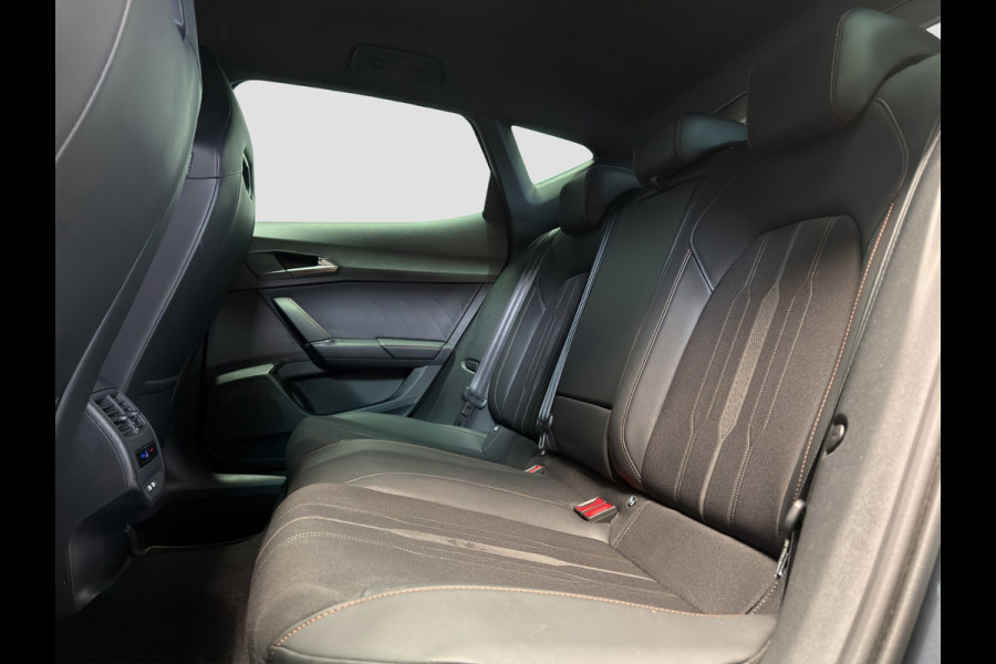 CUPRA Formentor 1.4 e-Hybrid|Memory|Kuipstoelen|19''|Matt|Camera|Stoelverwarming