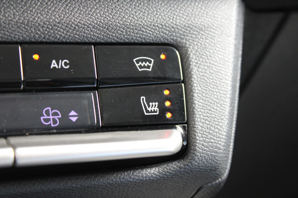 Opel Frontera 1.2 Turbo Hybrid Ultimate 5p. | Keyless Entry & Start | Winterpack | BLIS | Achteruitrijcamera