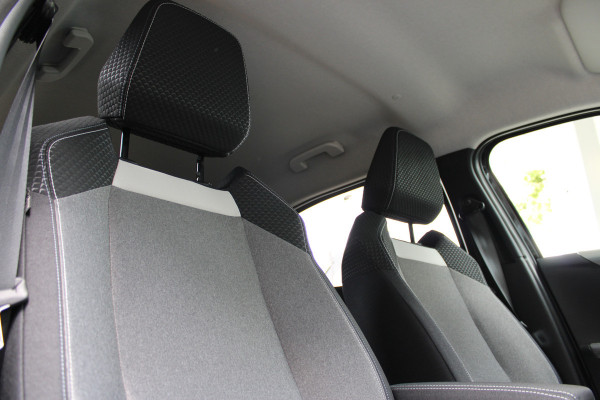 Opel Frontera 1.2 Turbo Hybrid Ultimate 5p. | Keyless Entry & Start | Winterpack | BLIS | Achteruitrijcamera