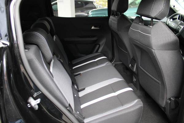 Opel Frontera 1.2 Turbo Hybrid Ultimate 5p. | Keyless Entry & Start | Winterpack | BLIS | Achteruitrijcamera
