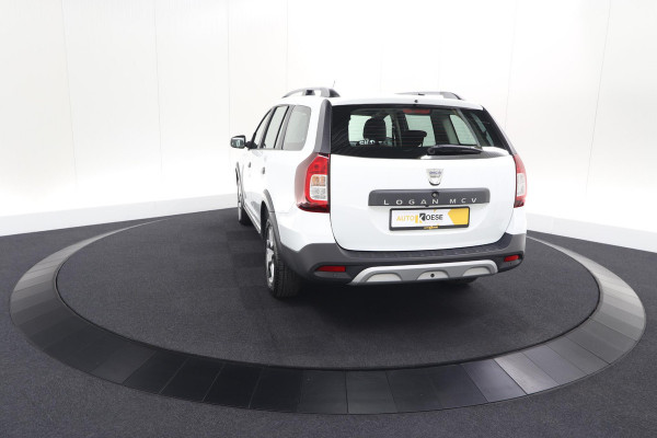 Dacia Logan MCV TCe 90 Stepway | Automaat | Camera | Parkeersensoren | Navigatie | Armsteun