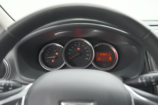 Dacia Logan MCV TCe 90 Stepway | Automaat | Camera | Parkeersensoren | Navigatie | Armsteun