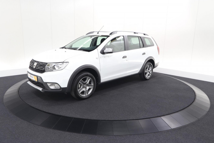 Dacia Logan MCV TCe 90 Stepway | Automaat | Camera | Parkeersensoren | Navigatie | Armsteun