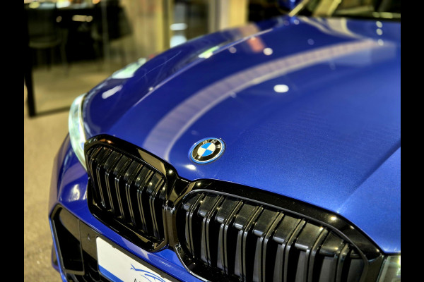 BMW 3 Serie Touring 330e xDrive M-Sport | Panorama | HUD | Full optie