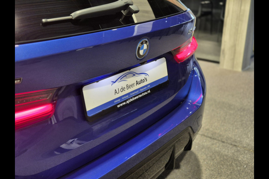BMW 3 Serie Touring 330e xDrive M-Sport | Panorama | HUD | Full optie