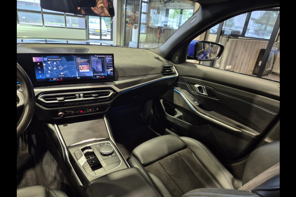 BMW 3 Serie Touring 330e xDrive M-Sport | Panorama | HUD | Full optie