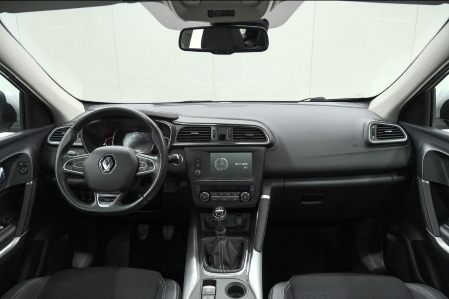 Renault Kadjar TCe 130 Intens | Trekhaak 1500kg Trekgewicht | Panoramadak | Navigatie | Parkeersensoren | Apple Carplay