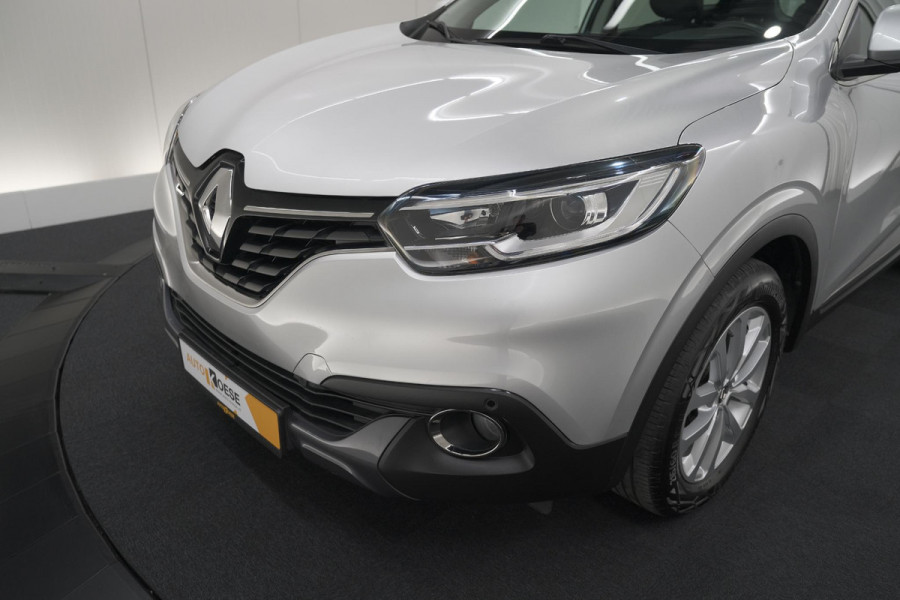 Renault Kadjar TCe 130 Intens | Trekhaak 1500kg Trekgewicht | Panoramadak | Navigatie | Parkeersensoren | Apple Carplay