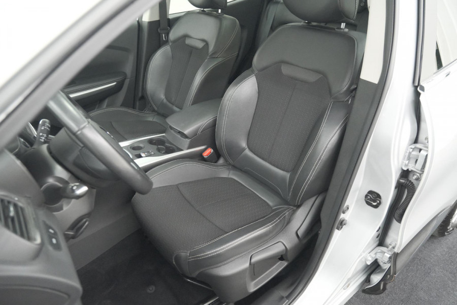 Renault Kadjar TCe 130 Intens | Trekhaak 1500kg Trekgewicht | Panoramadak | Navigatie | Parkeersensoren | Apple Carplay