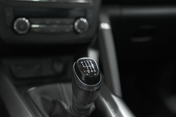 Renault Kadjar TCe 130 Intens | Trekhaak 1500kg Trekgewicht | Panoramadak | Navigatie | Parkeersensoren | Apple Carplay