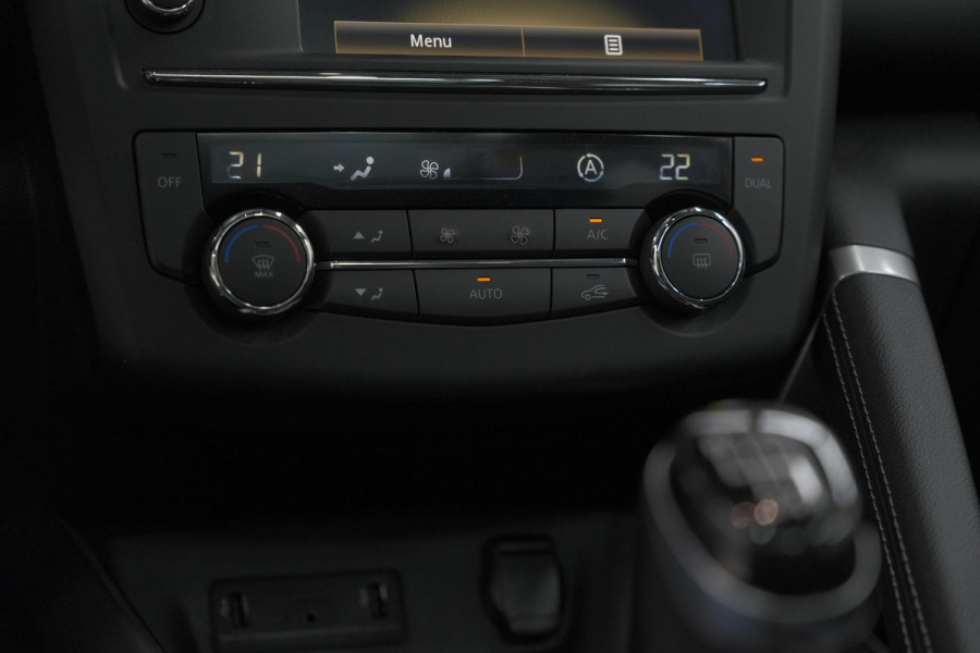 Renault Kadjar TCe 130 Intens | Trekhaak 1500kg Trekgewicht | Panoramadak | Navigatie | Parkeersensoren | Apple Carplay