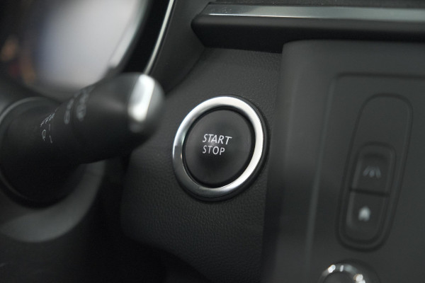 Renault Kadjar TCe 130 Intens | Trekhaak 1500kg Trekgewicht | Panoramadak | Navigatie | Parkeersensoren | Apple Carplay