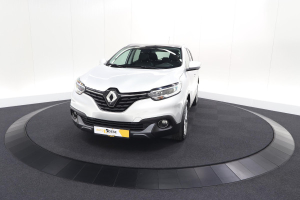 Renault Kadjar TCe 130 Intens | Trekhaak 1500kg Trekgewicht | Panoramadak | Navigatie | Parkeersensoren | Apple Carplay