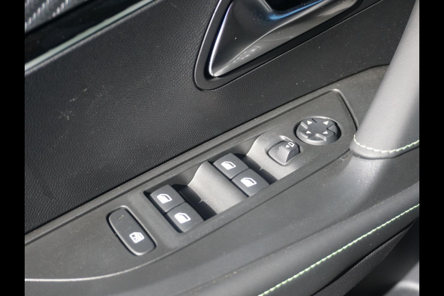 Peugeot 2008 1.2 Hybrid 145 GT 360 Camera